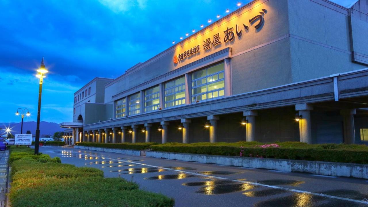 Отель Ooedo Onsen Monogatari Aizu Экстерьер фото