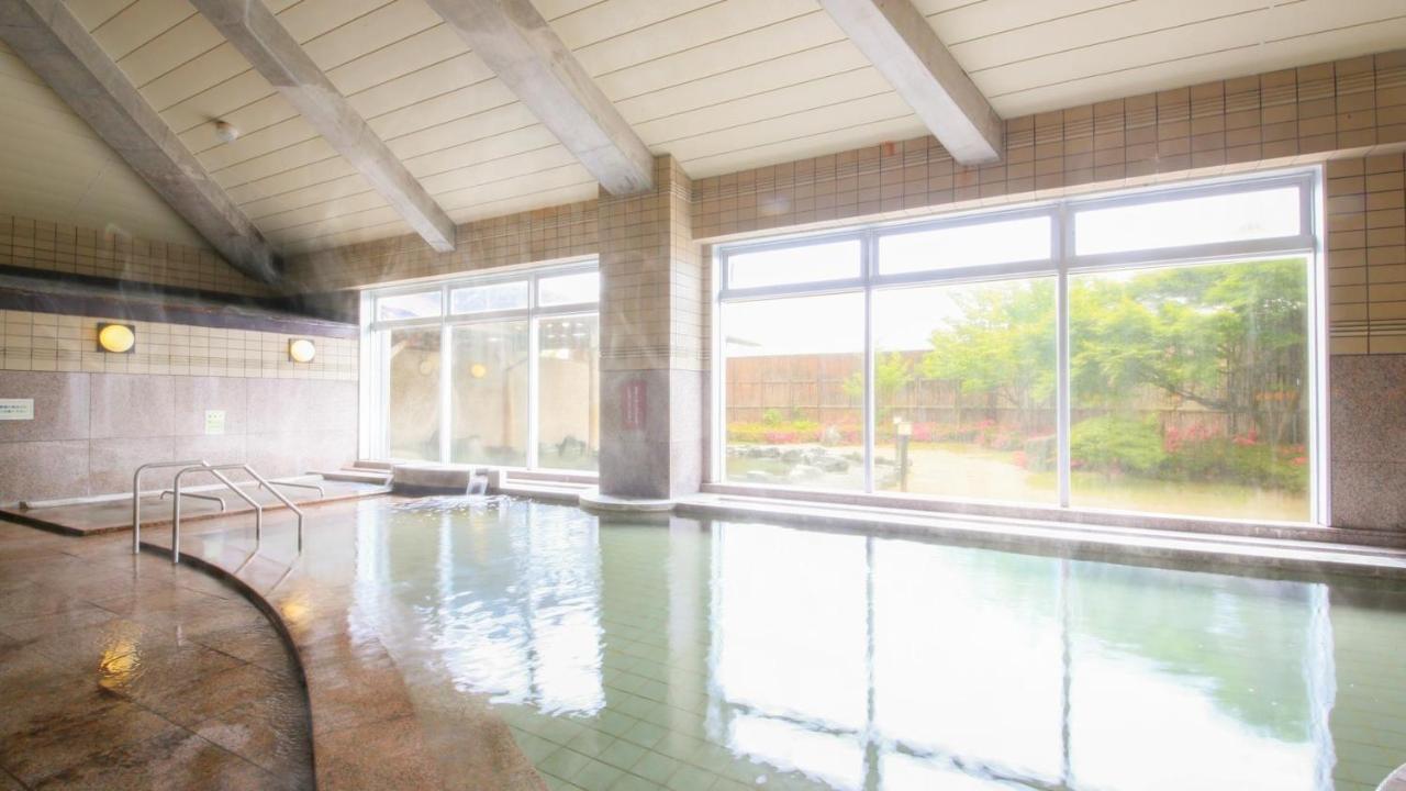 Отель Ooedo Onsen Monogatari Aizu Экстерьер фото
