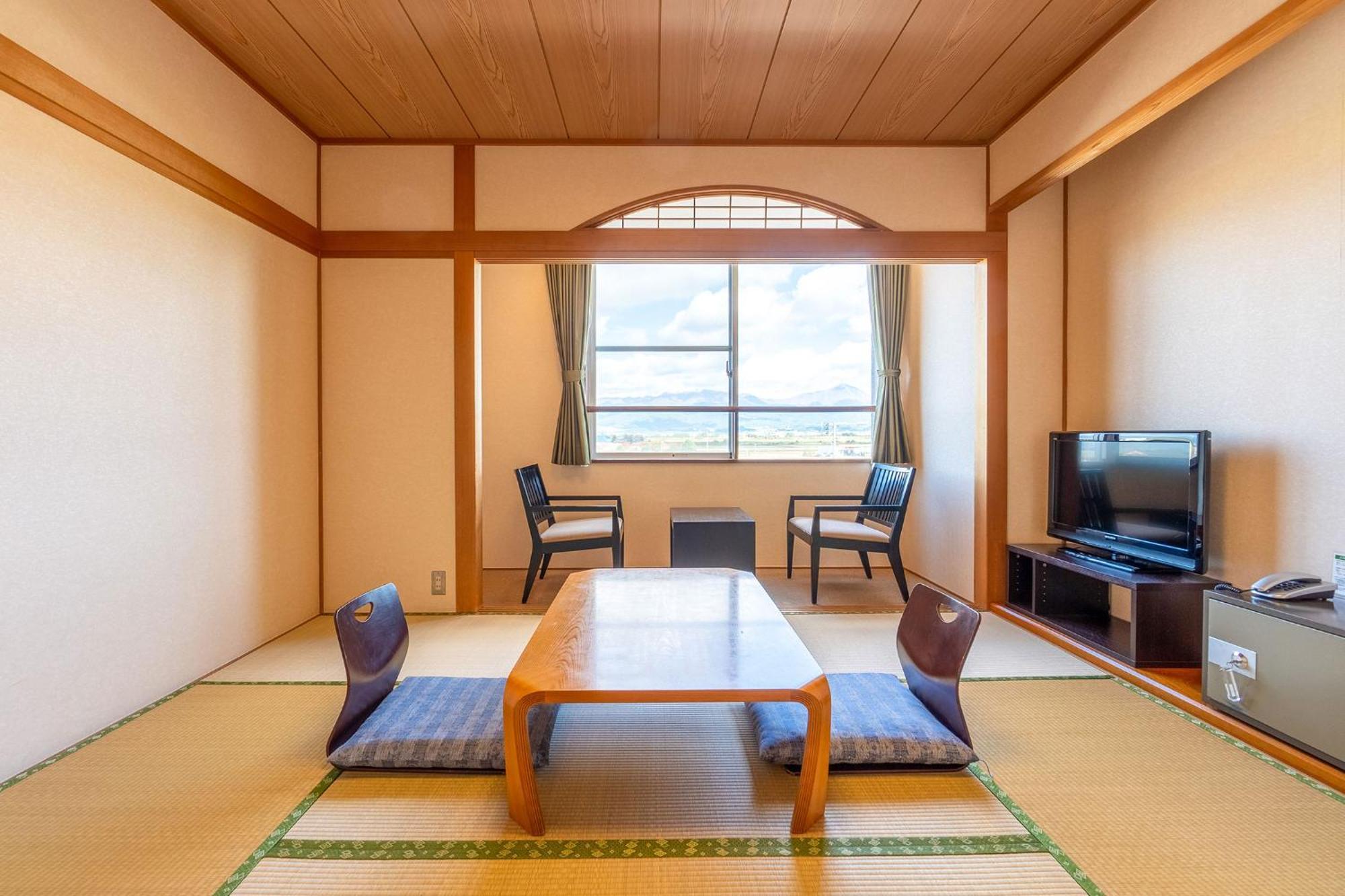 Отель Ooedo Onsen Monogatari Aizu Экстерьер фото